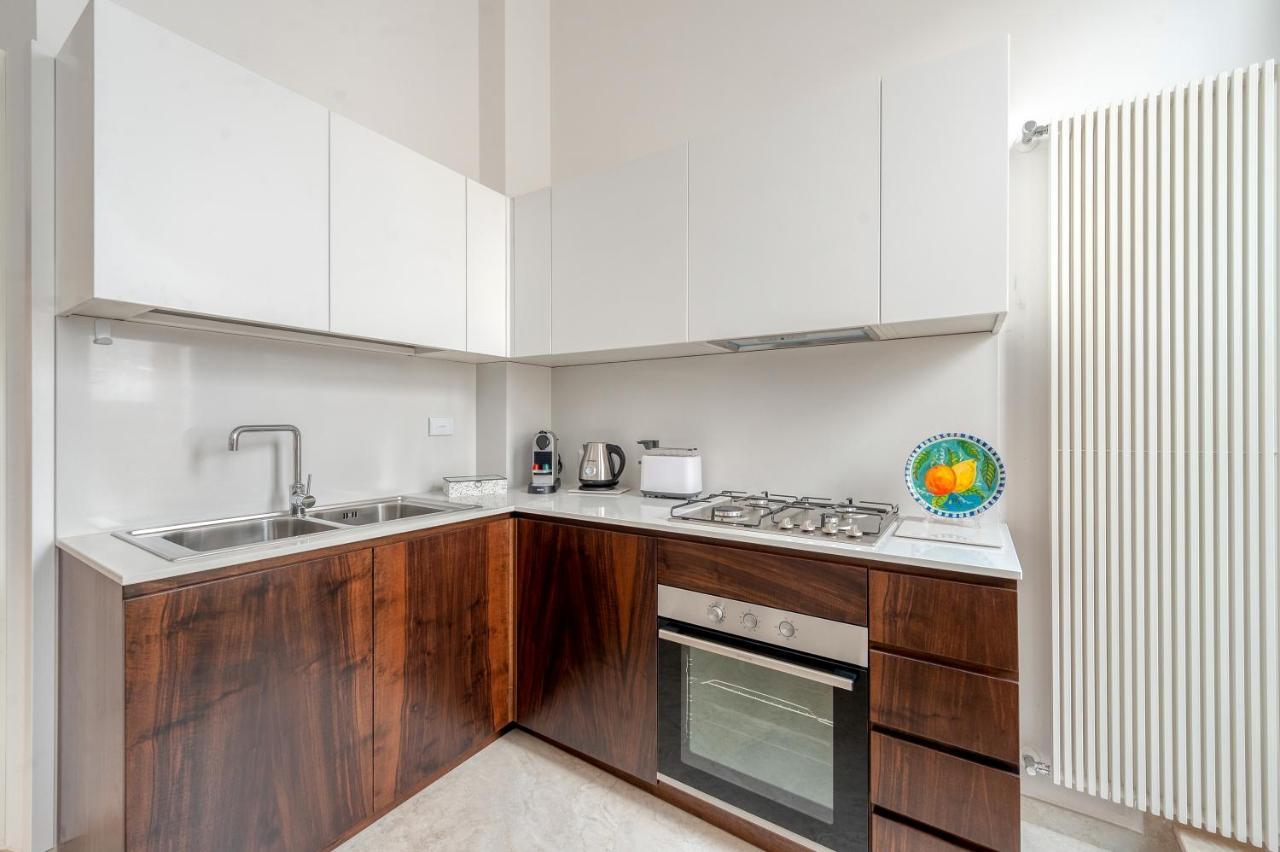 The Secret Door 12 Apartment Cellino San Marco Exterior photo