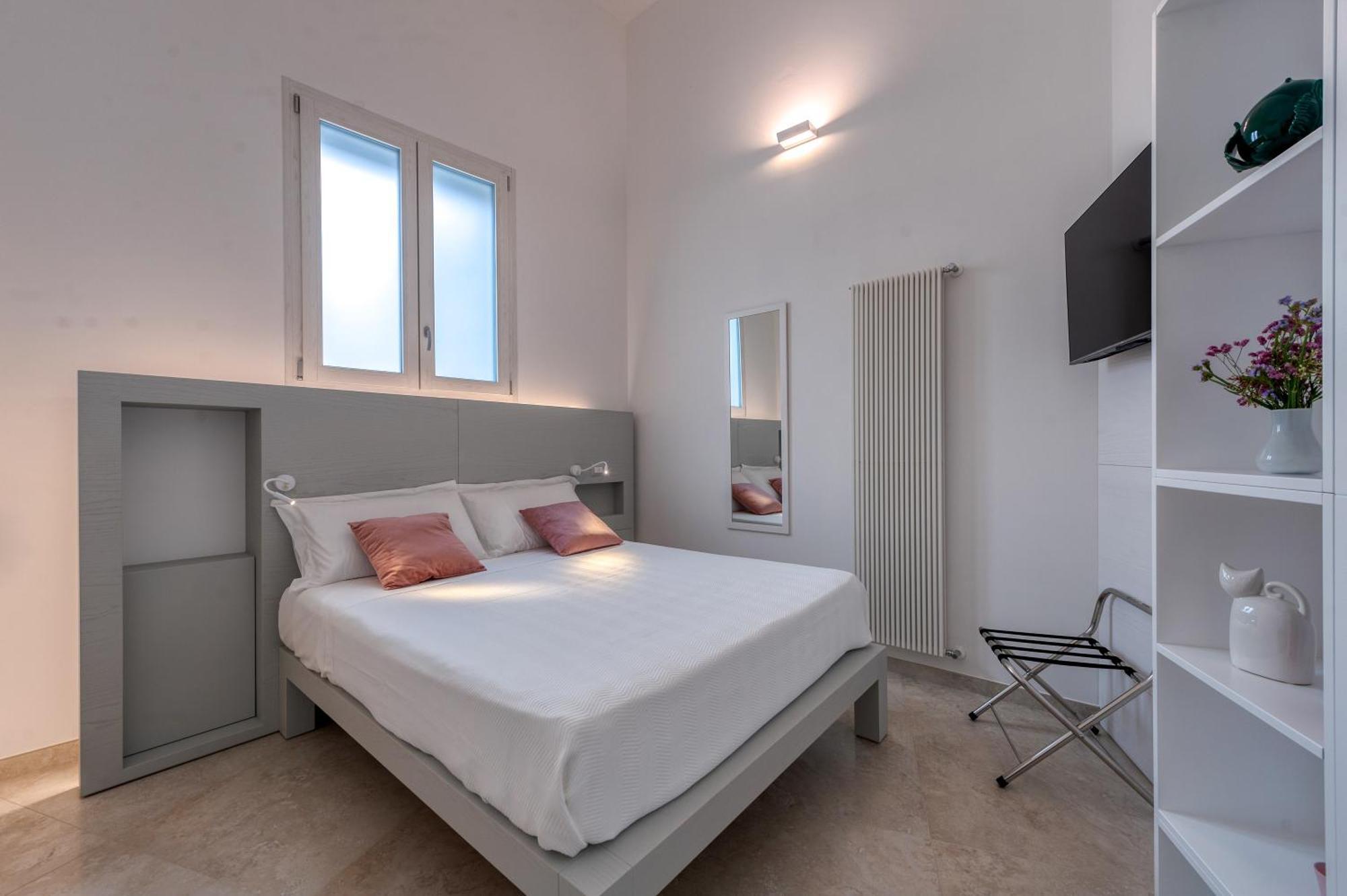 The Secret Door 12 Apartment Cellino San Marco Exterior photo